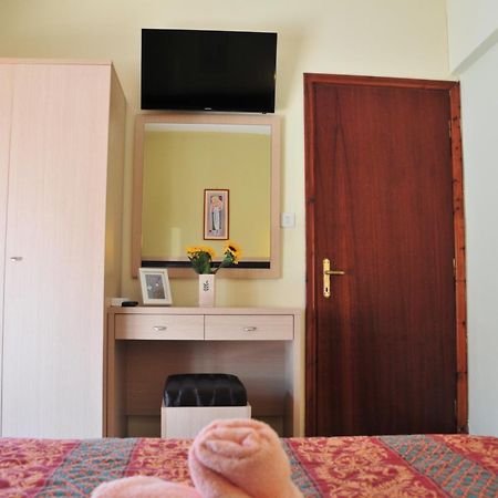 Dionisos Palms Apartments Паралия-Дионисиу Экстерьер фото